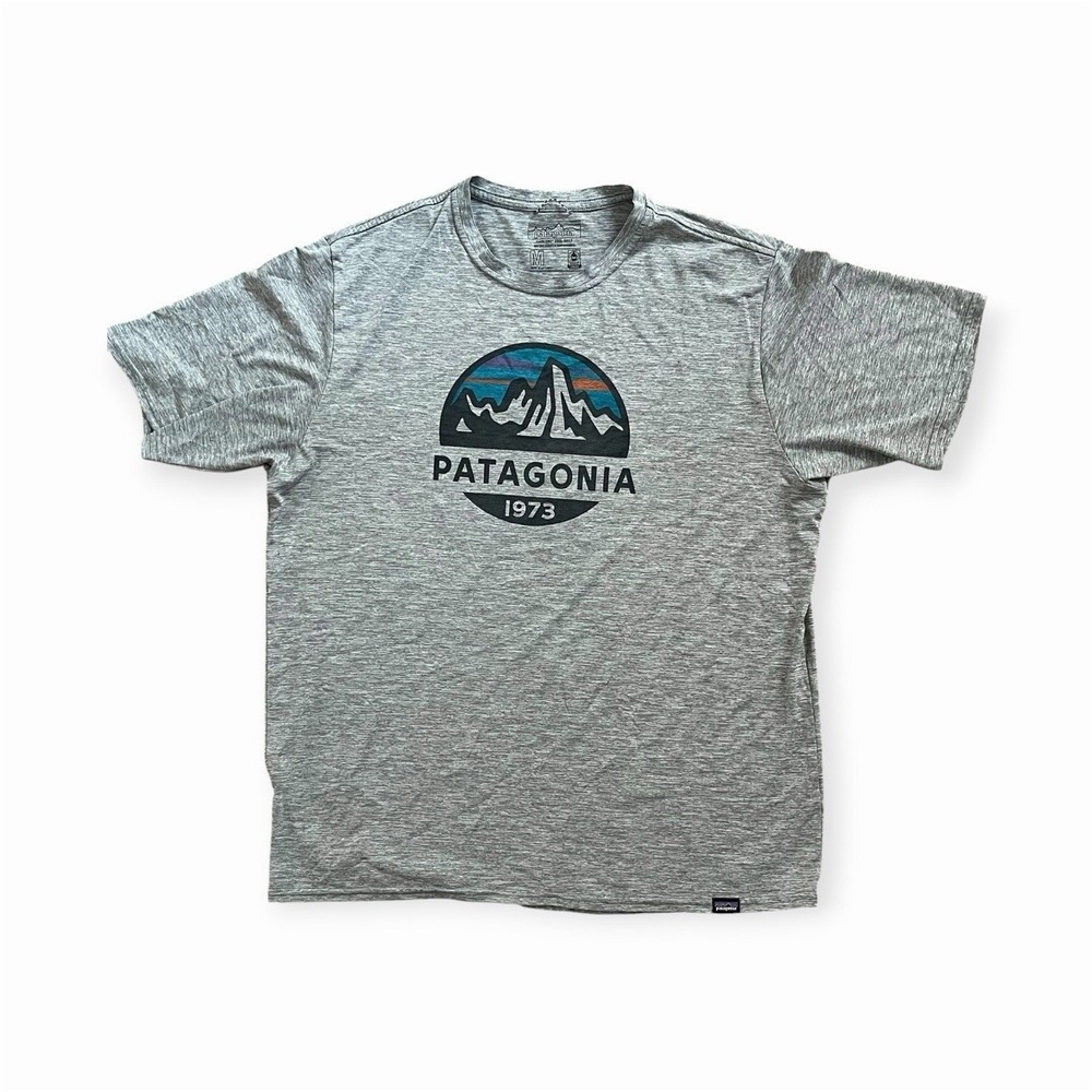 Patagonia Capilene Cool Daily Men's M Gray Graphic Logo Crew Neck Stretch UPF
